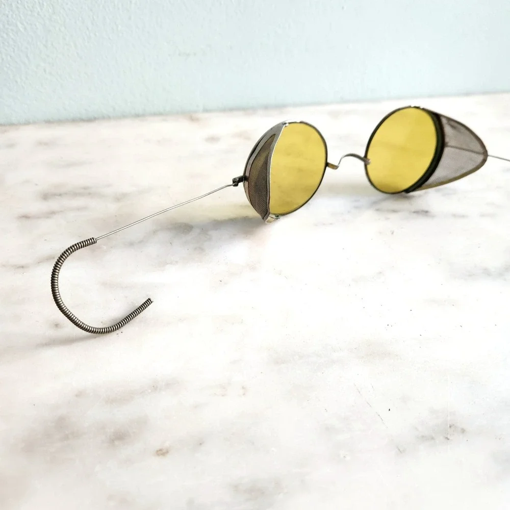 Antique‎ Safety Goggles Yellow Glass Round Metal Mesh Side Shields